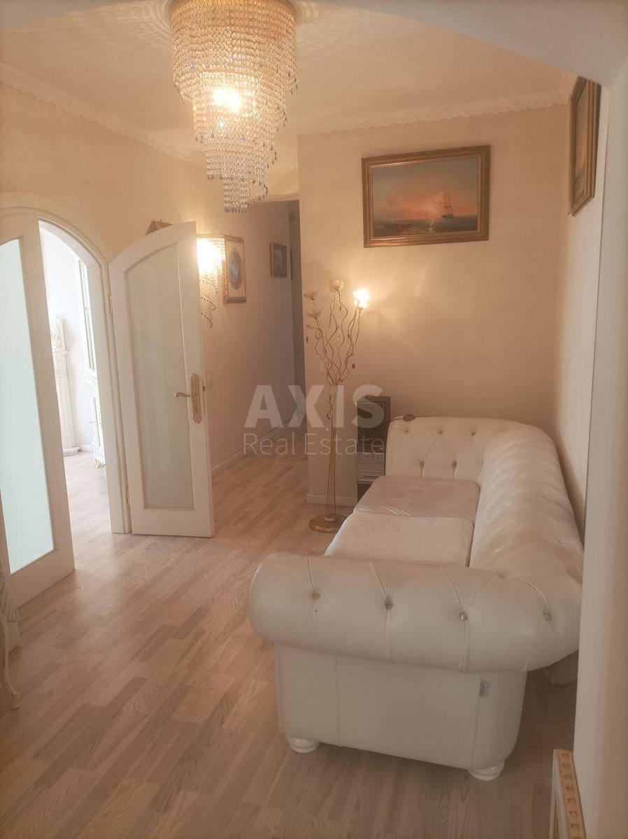 2k apartment vul. Turgenjevs'ka 435