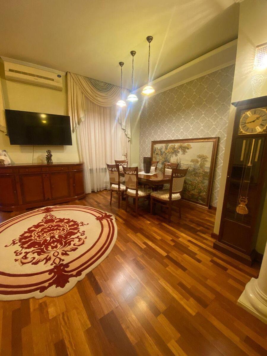 3к квартира ул. Предславинская 244