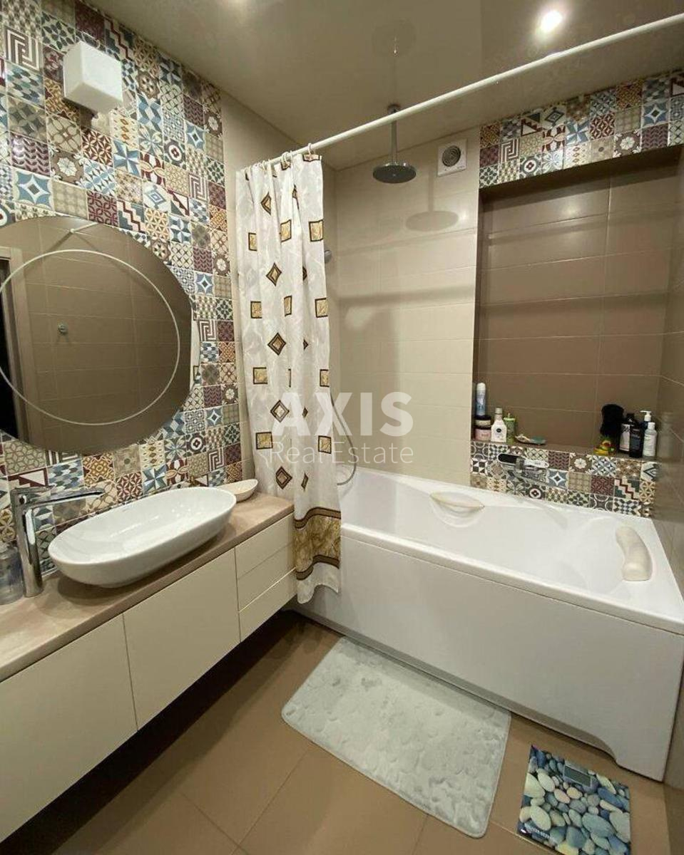 3k apartment vul. Poltavs'ka 104