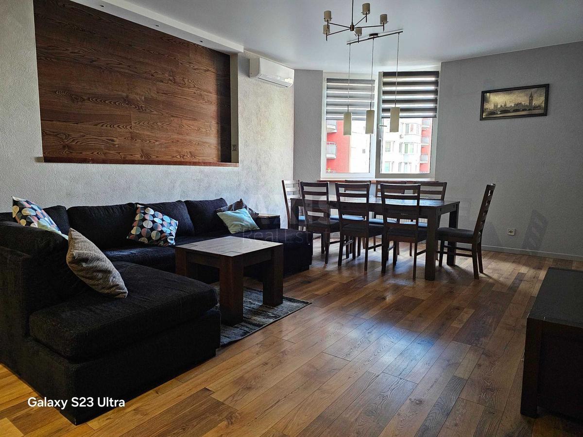 3k apartment vul. Yulia Zdanovska 50/21