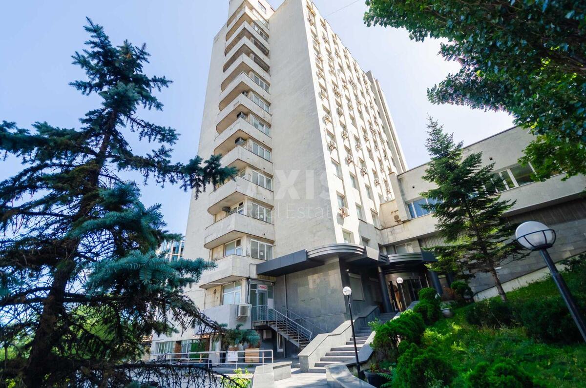 Office bul. Druzhby Narodiv 38, 81m2525934