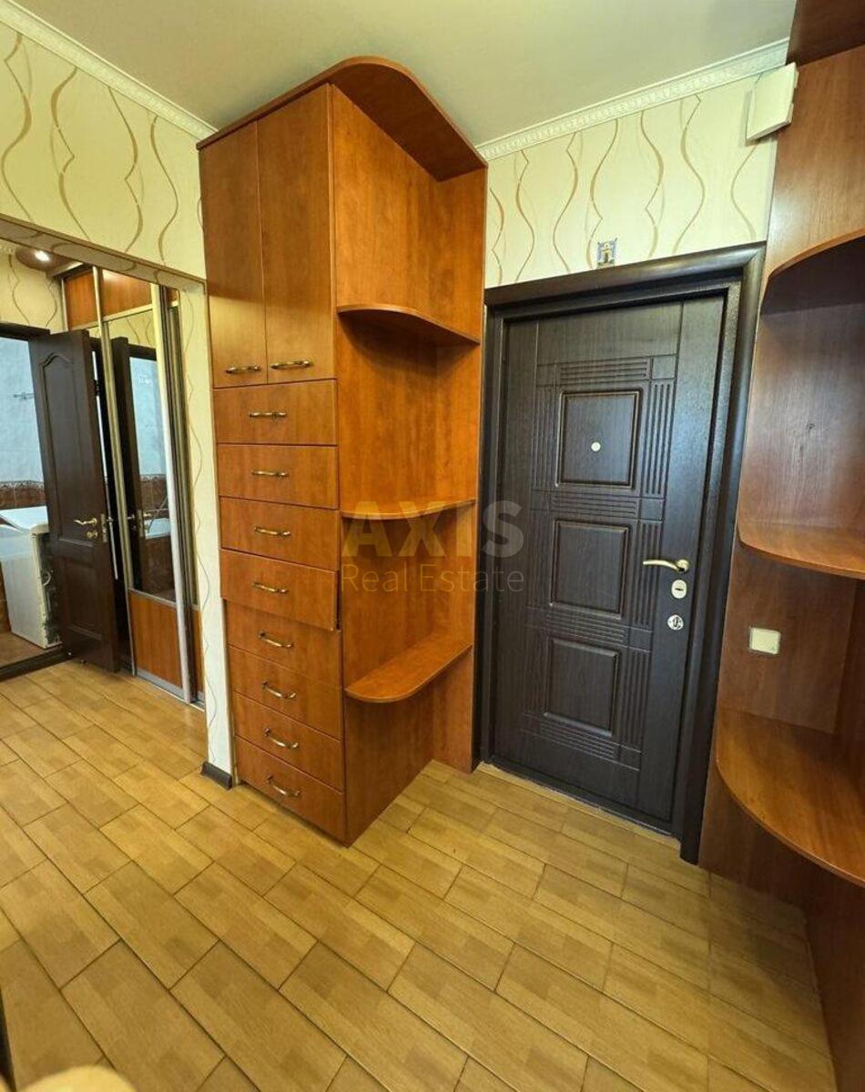 2k apartment vul. Avtozavods'ka 8111