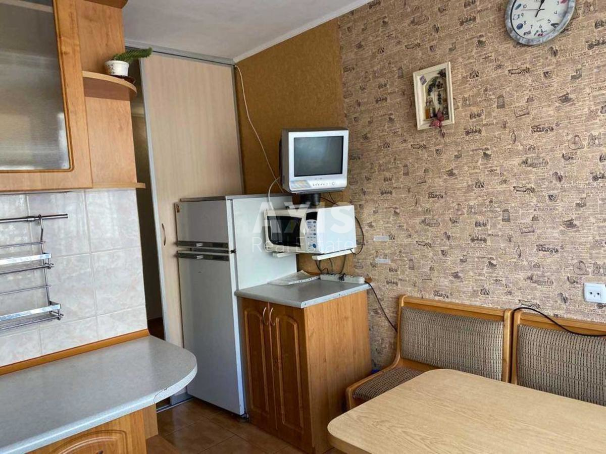 3k apartment vul. Parkovo-Syrec'ka 10