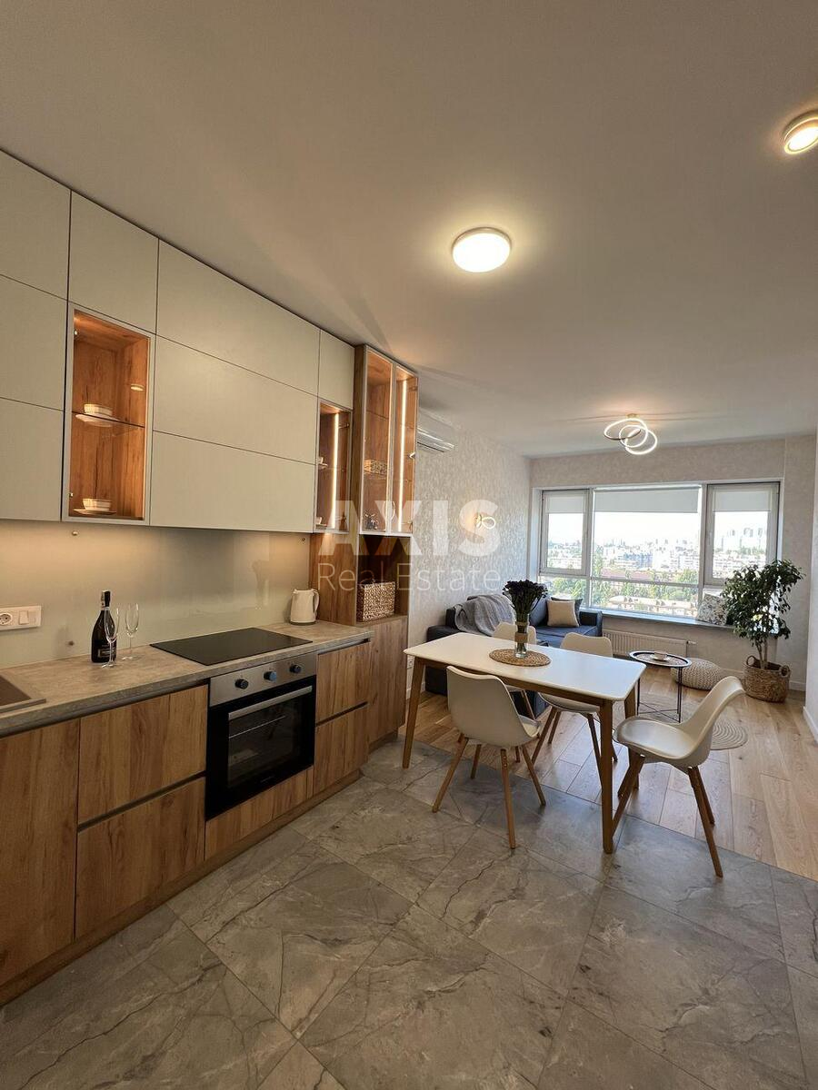 1k apartment vul. Vasyl'kivs'ka 1