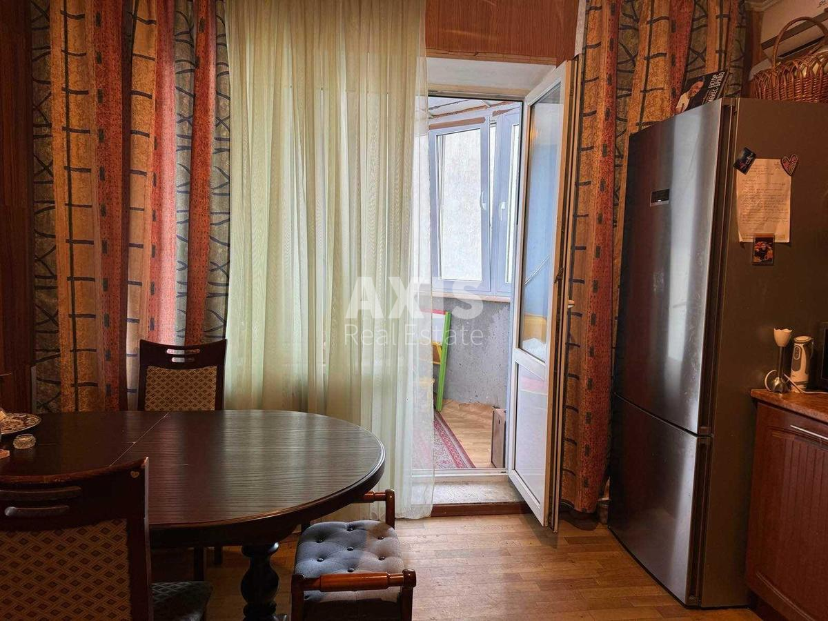 3к квартира ул. Драгоманова 16