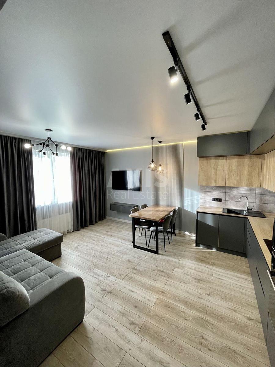 1k apartment vul. Grechka Marshala 10Ж2