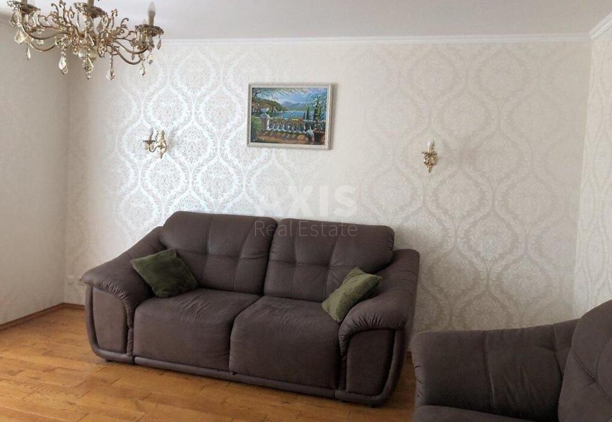 2k apartment vul. Zarichna 1