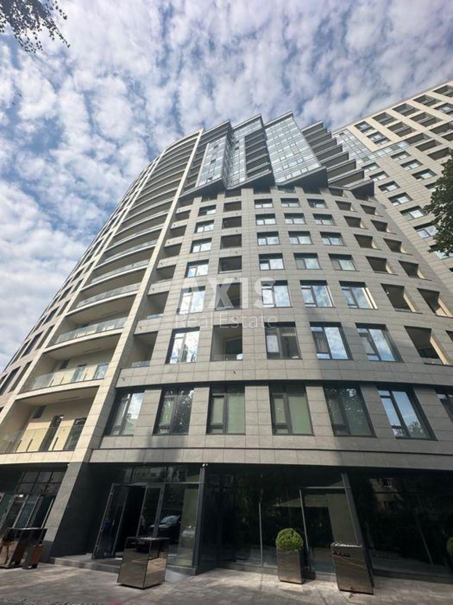 4k apartment vul. Bul'varno-Kudrjavs'ka 21