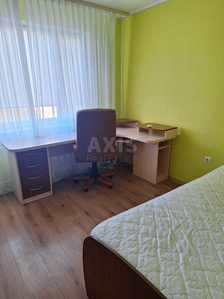 3k apartment vul. Puljuja Ivana 1625597