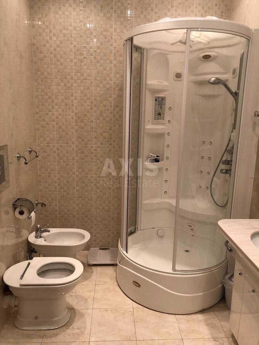 4k apartment vul. Gonchara Olesja 149