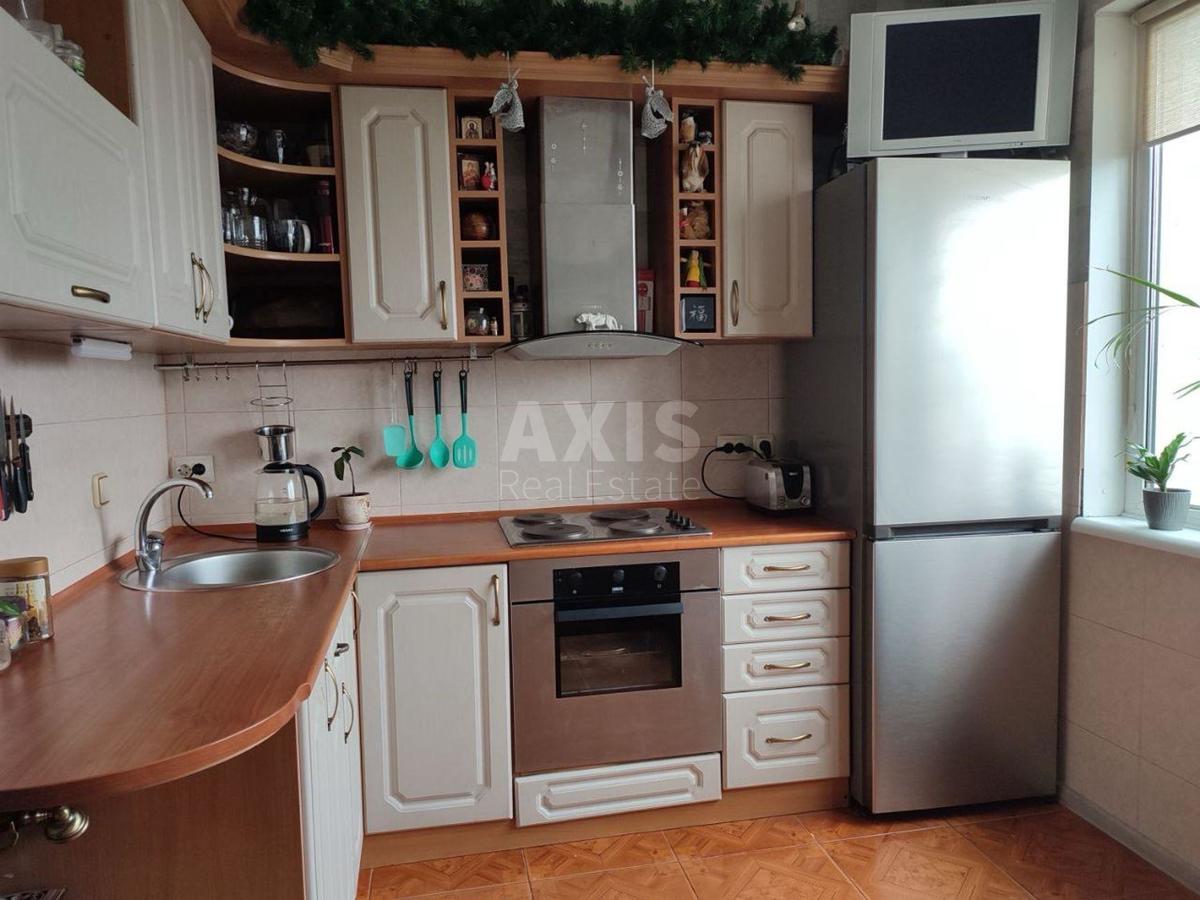 3k apartment vul. Zabolotnogo Akademika 15Г