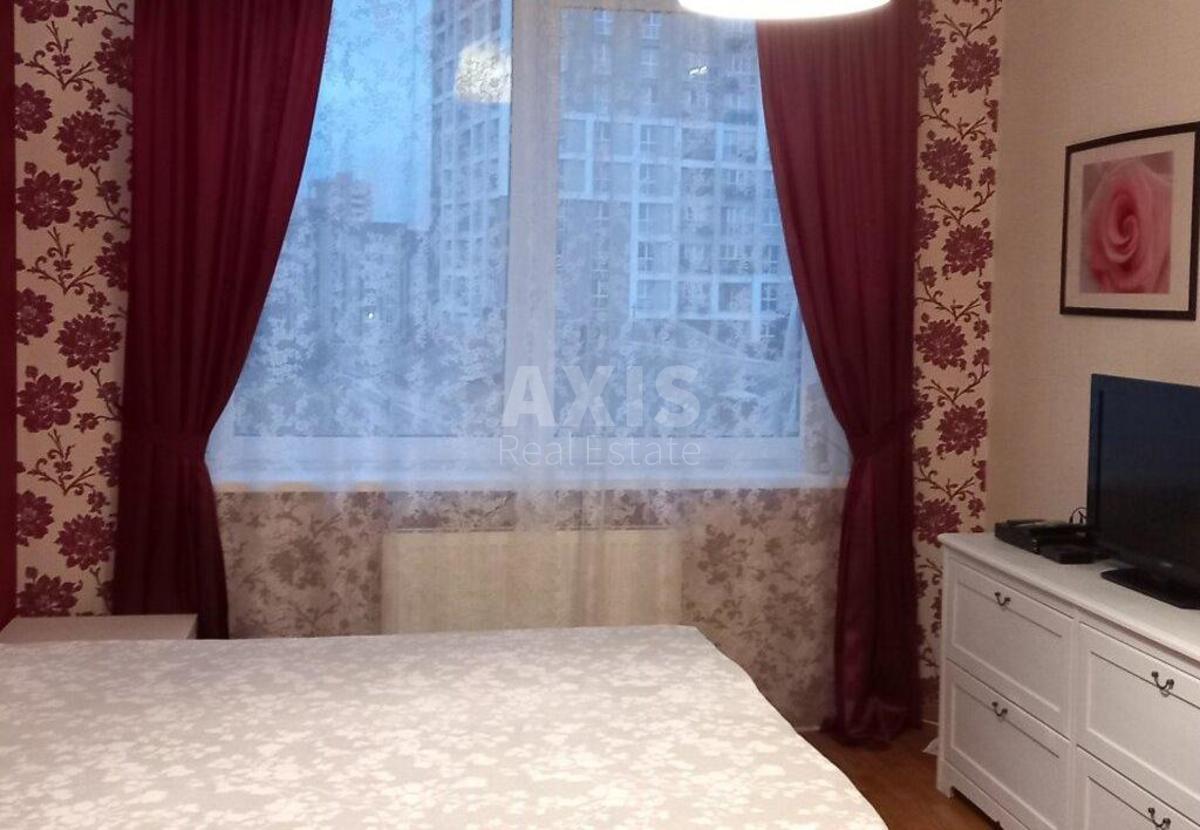 1к квартира пр-т Лобановского 1500