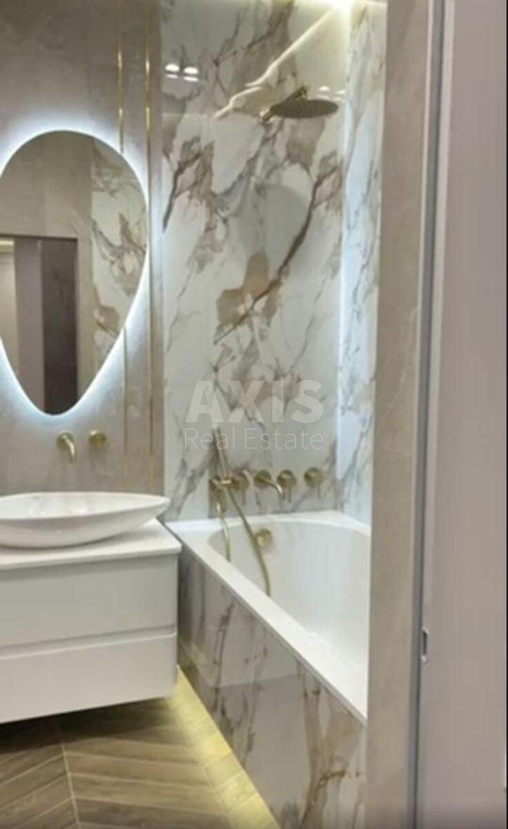 3k apartment vul. Bul'varno-Kudrjavs'ka 17А2