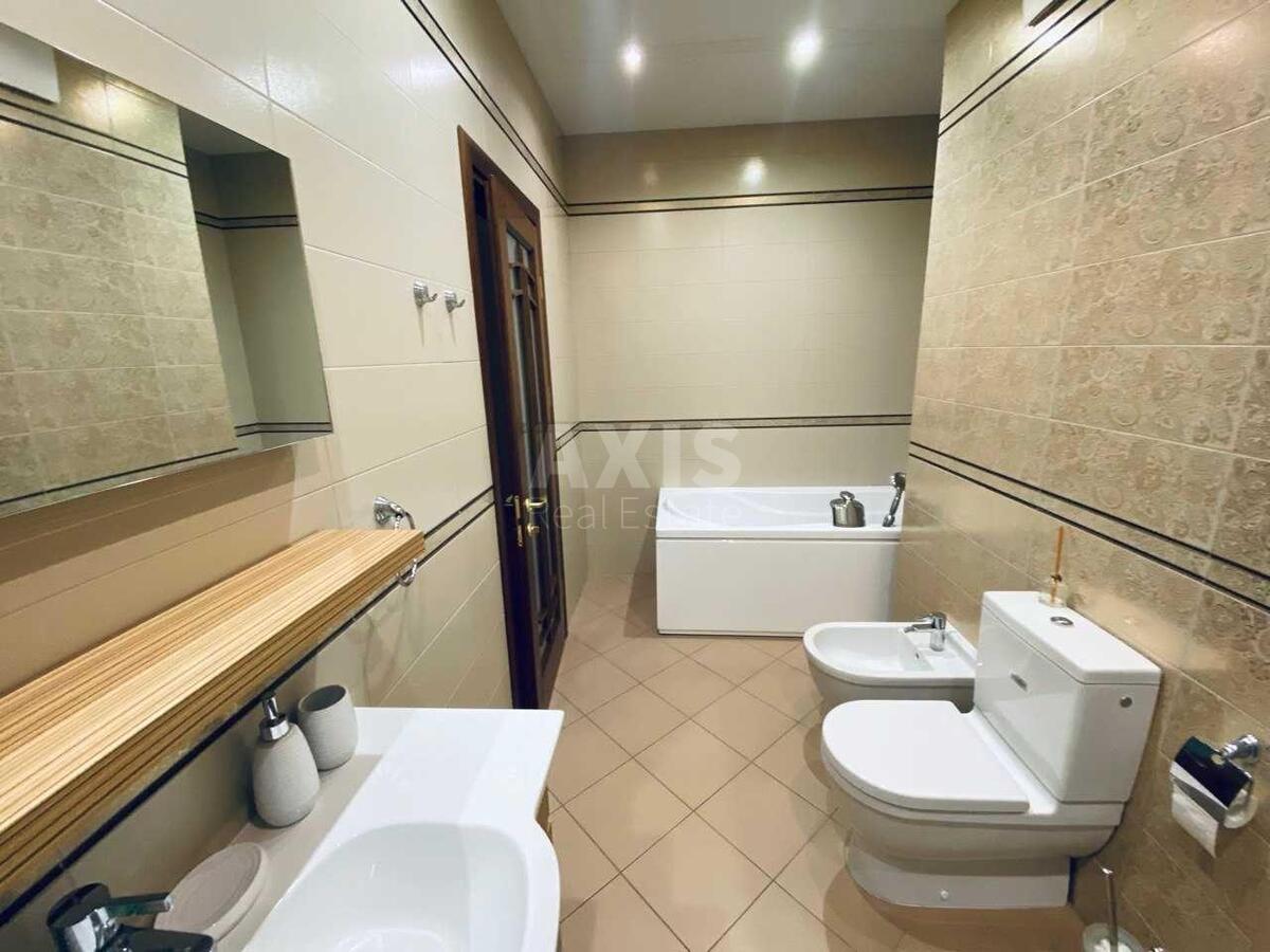 4k apartment bul. Shevchenka Tarasa 27Б621428