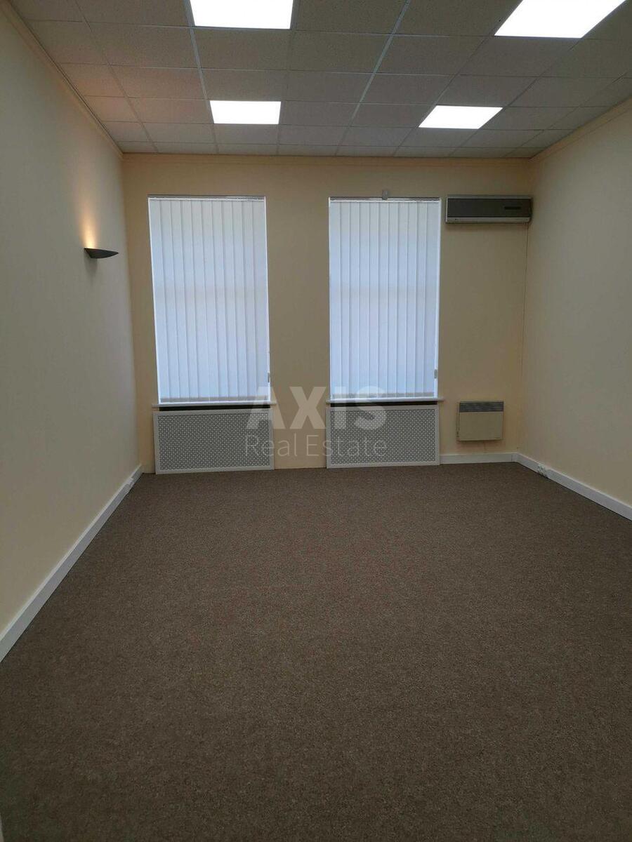 Office vul. Ljuterans'ka 28/19, 180m23