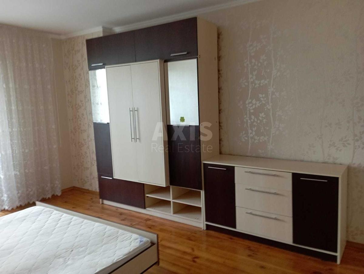 3k apartment vul. Geroi'v Oborony 10А1