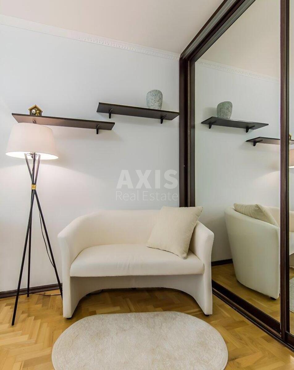 1k apartment vul. Revuc'kogo 427