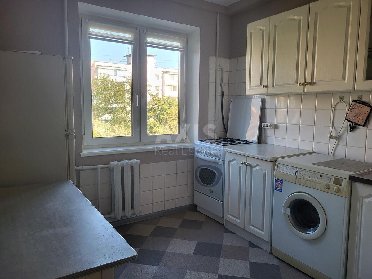 2к квартира ул. Евгения Коновальца 3758829