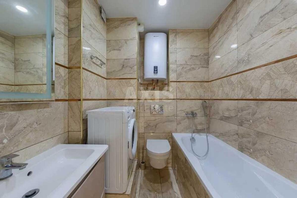 3k apartment vul. Lypkivs'kogo Vasylja Mytropolyta 358