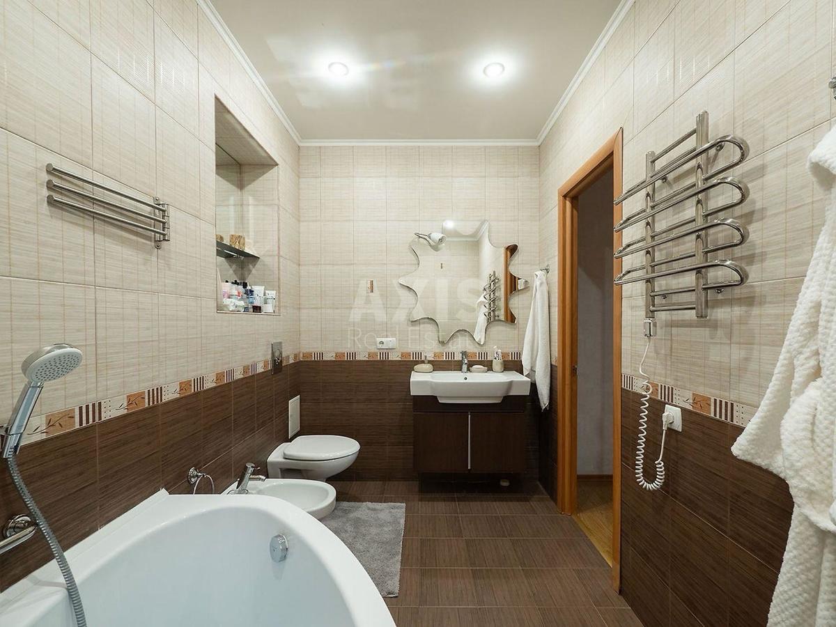 2k apartment vul. Saperno-Slobids'ka 224