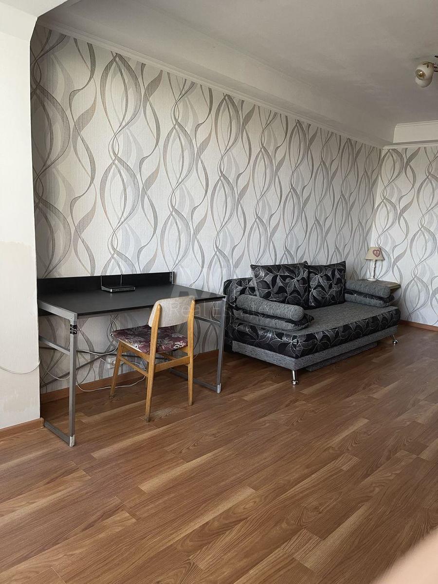 1k apartment vul. Vasyl'kivs'ka 22
