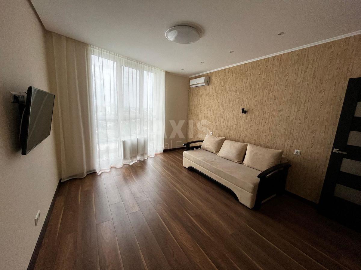 1k apartment vul. Geroi'v Sevastopolja 35А0