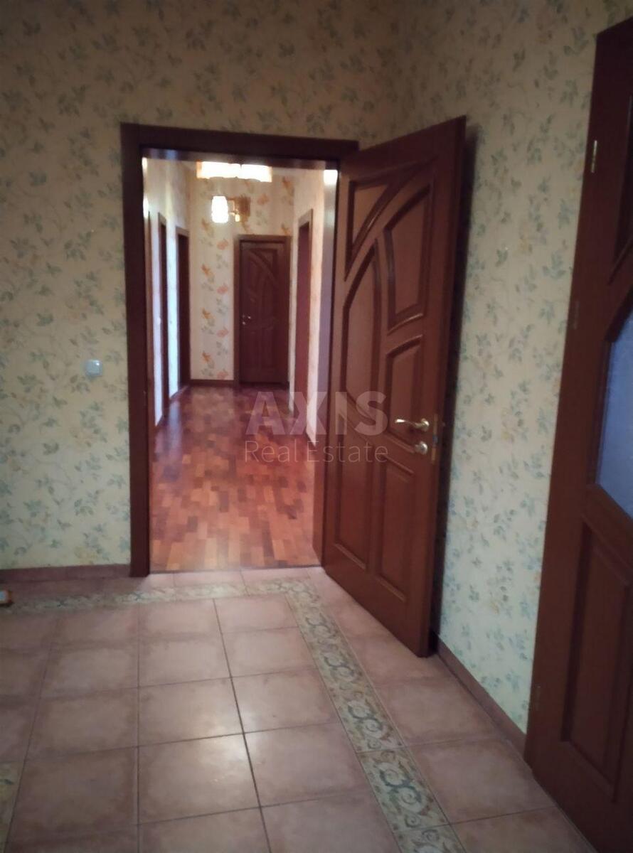2k apartment vul. Mel'nykova 2638005