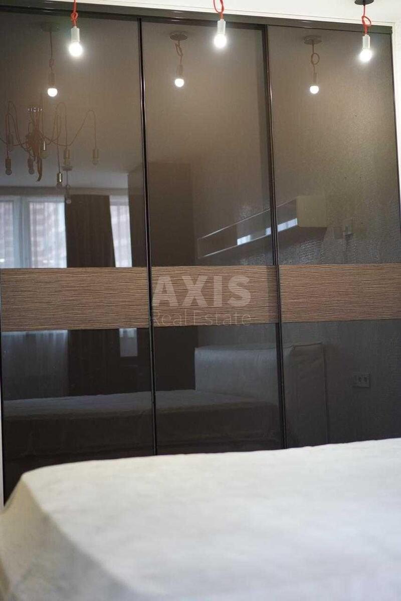 1k apartment vul. Golosii'vs'ka 13Б8