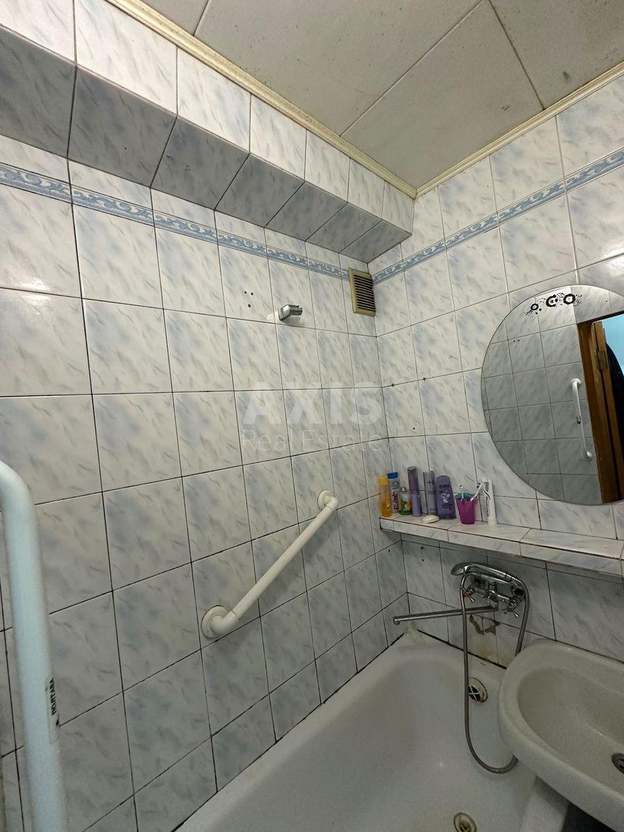 2k apartment pr-t Vidradnyj 40385962