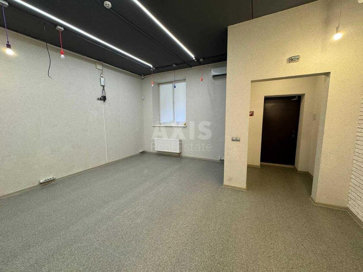 Office vul. Lebedjeva Akademika 1, 91m2601933