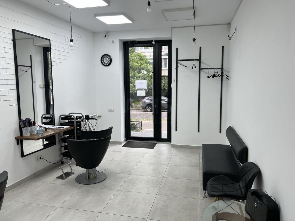 Trade object vul. Bazhova 13/9, 60m2613833