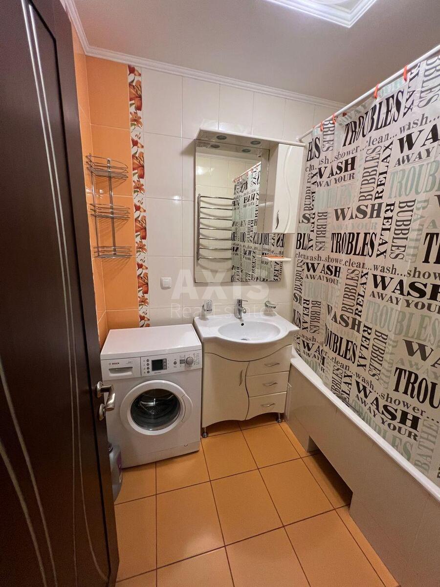 2k apartment vul. Hmel'nyc'ka 106058115