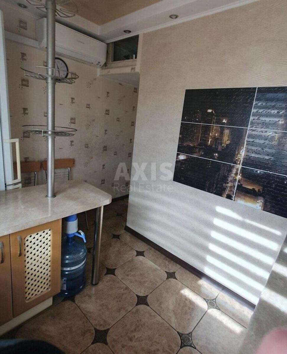 3k apartment pr-t Tychyny Pavla 190