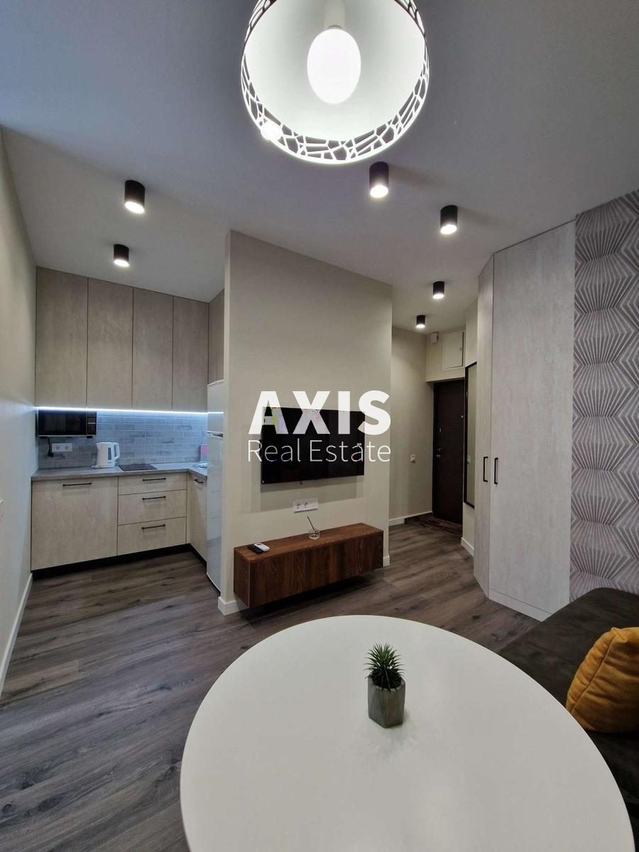 1k apartment pr-t Komarova Kosmonavta 9Б31571