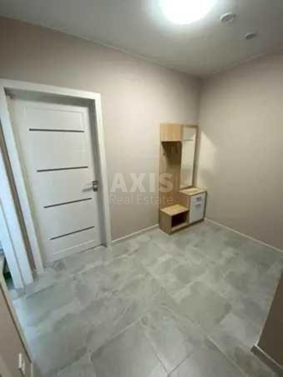 2k apartment vul. Sverstjuka Jevgena 6Д7
