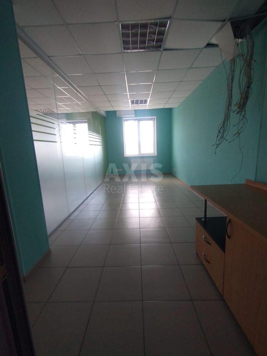 Office pr-t Vidradnyj 95/2А, 295m2567390