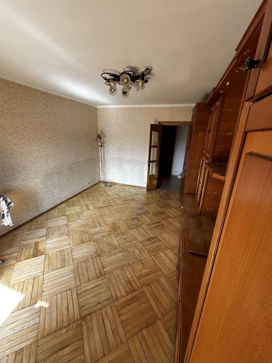 2к квартира ул. Ахматовой Анны 113