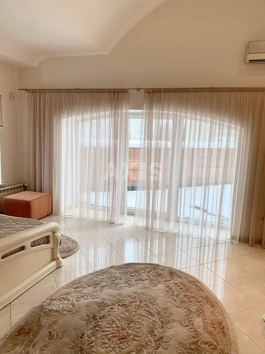 6k apartment vul. Volodymyrs'ka 79583025