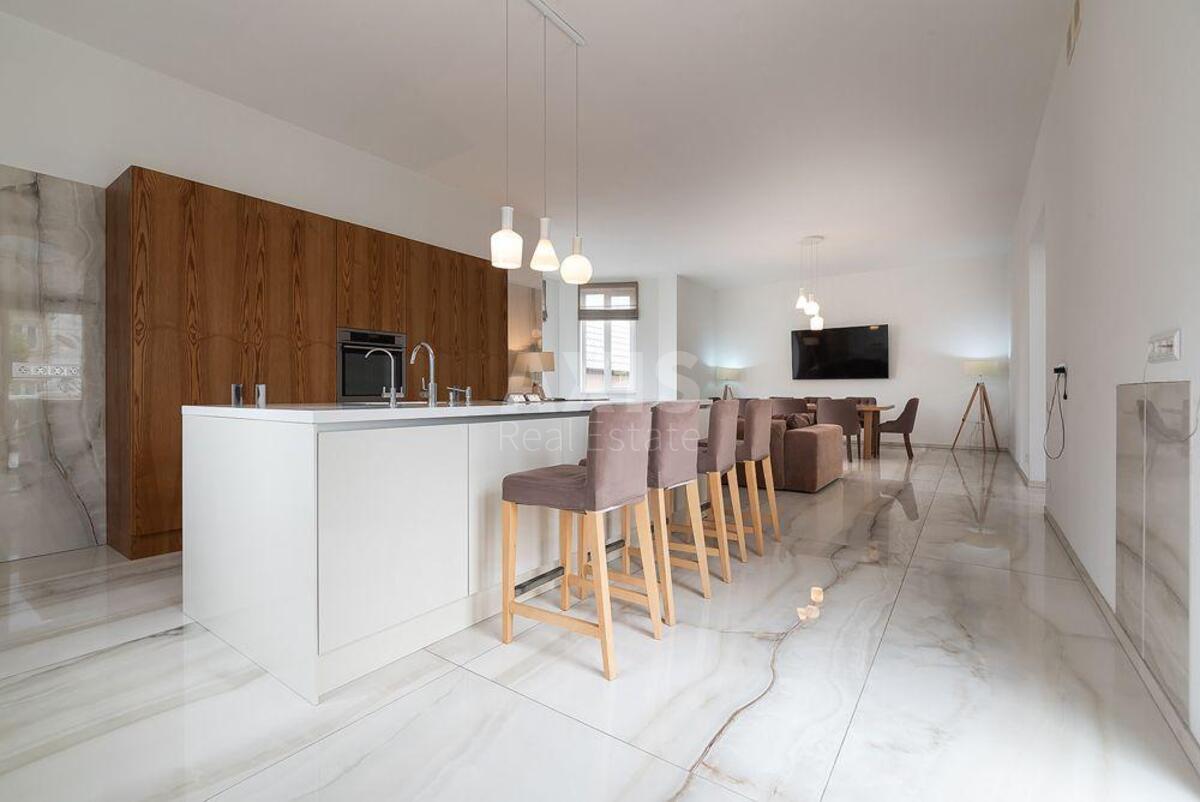 House vul. Sadova 11-a, 298m2, Kyiv city583200