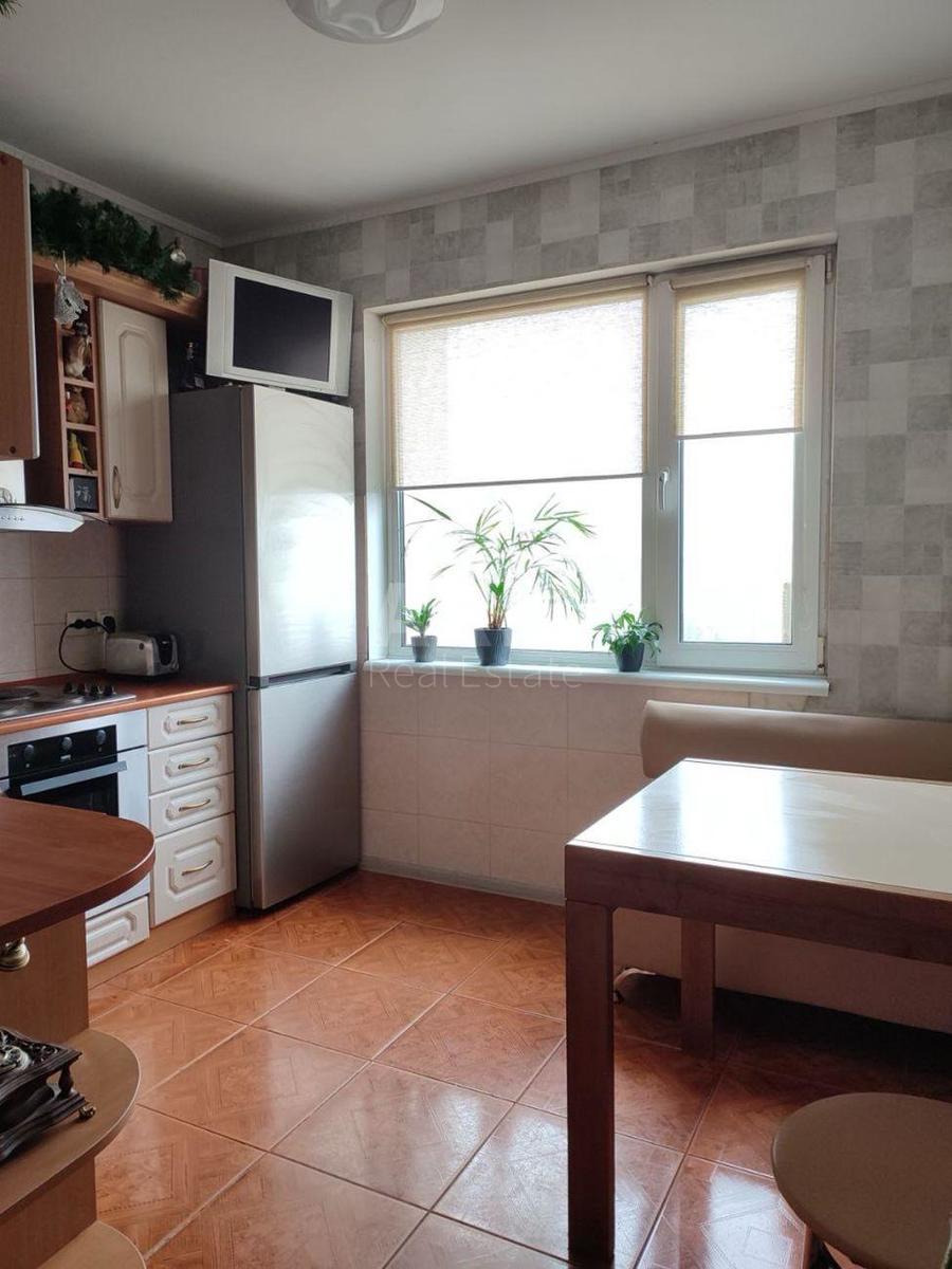 3k apartment pr-t Glushkova Akademika 410