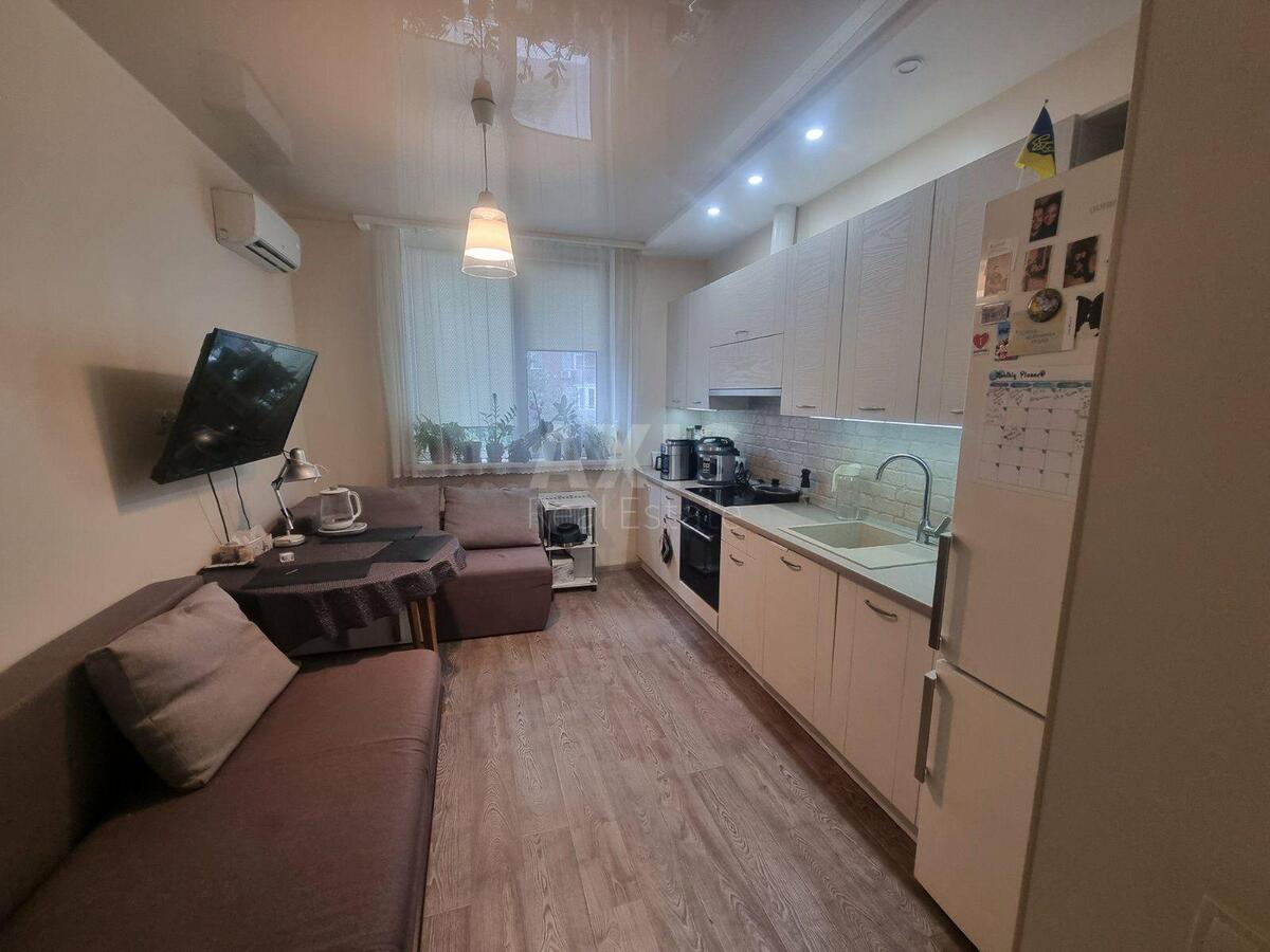 1k apartment vul. Yulia Zdanovska 46/1580492