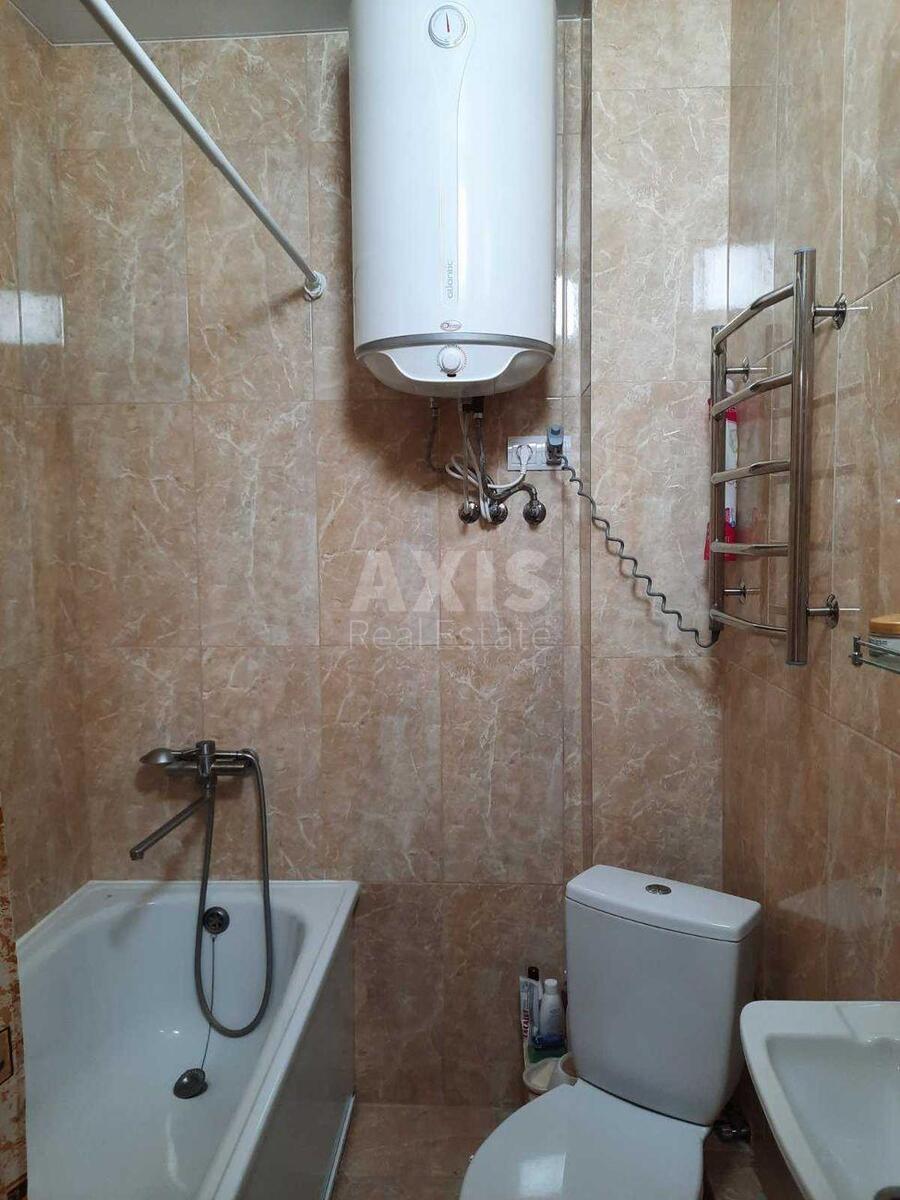 1k apartment vul. Kirovograds'ka 7011
