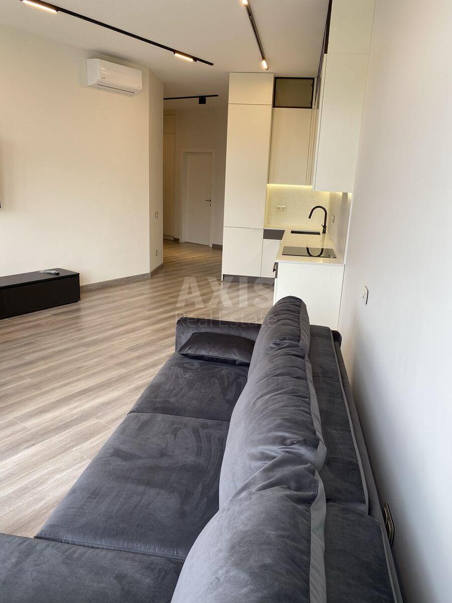 3k apartment vul. Kikvidze 1712