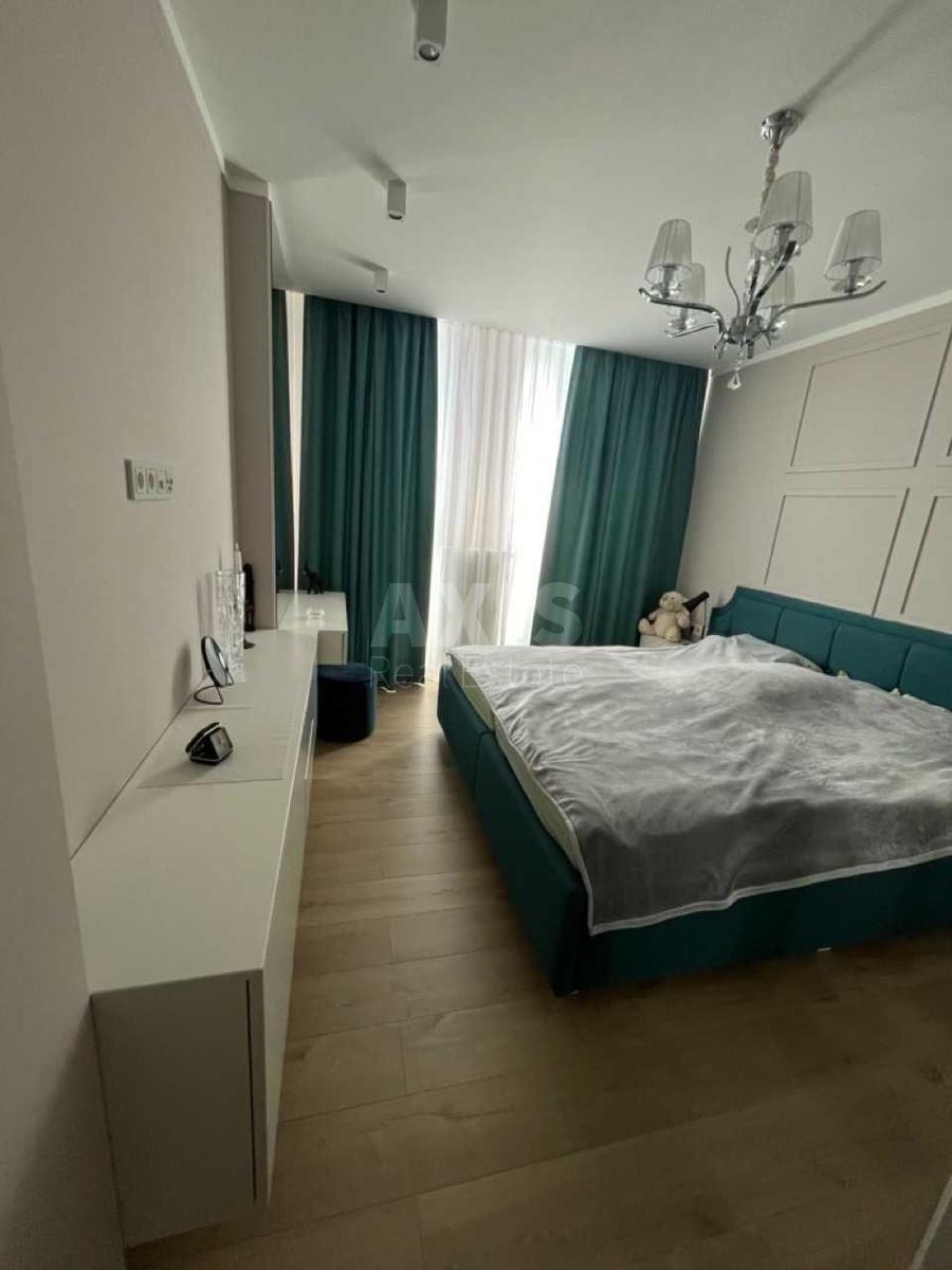 1k apartment vul. Bogdanivs'ka 7В2