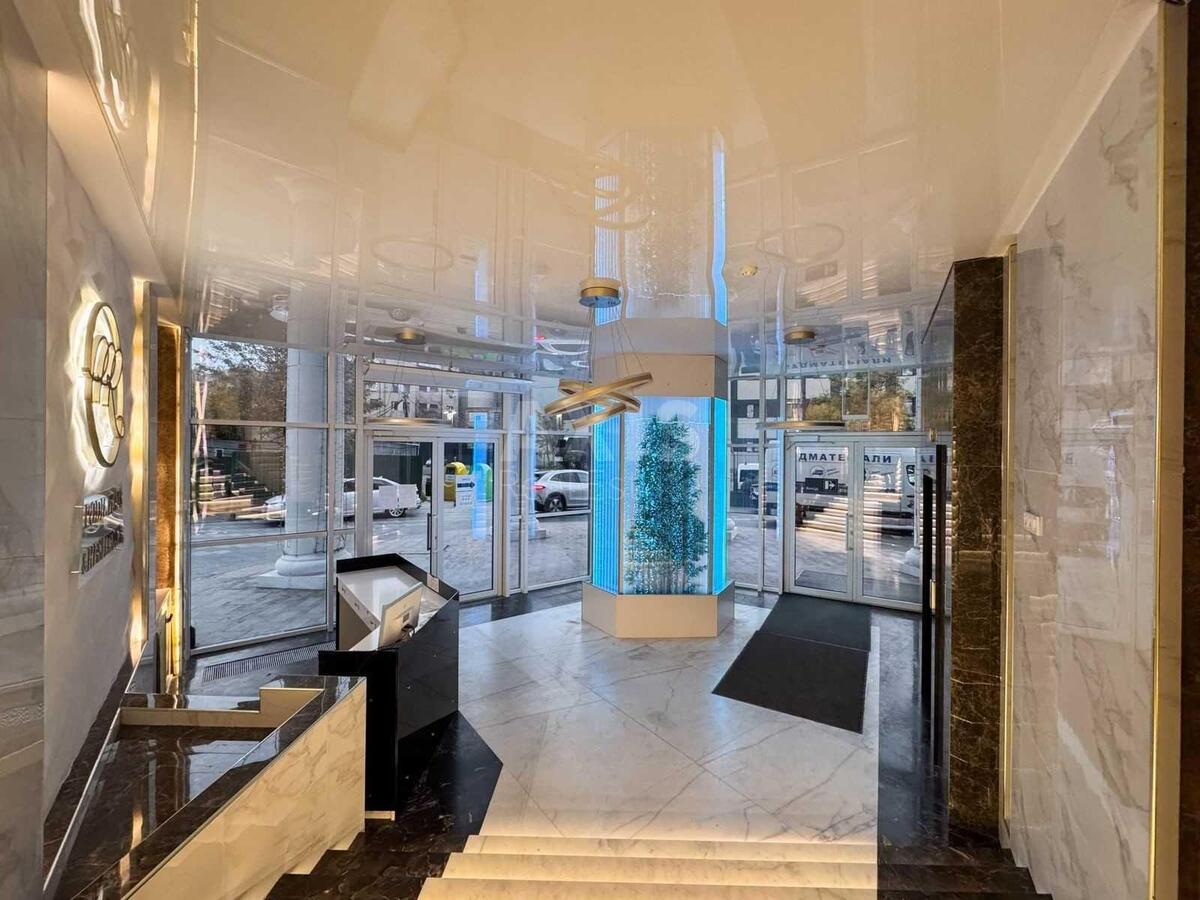 Office vul. Glybochyc'ka 73, 563m2587347