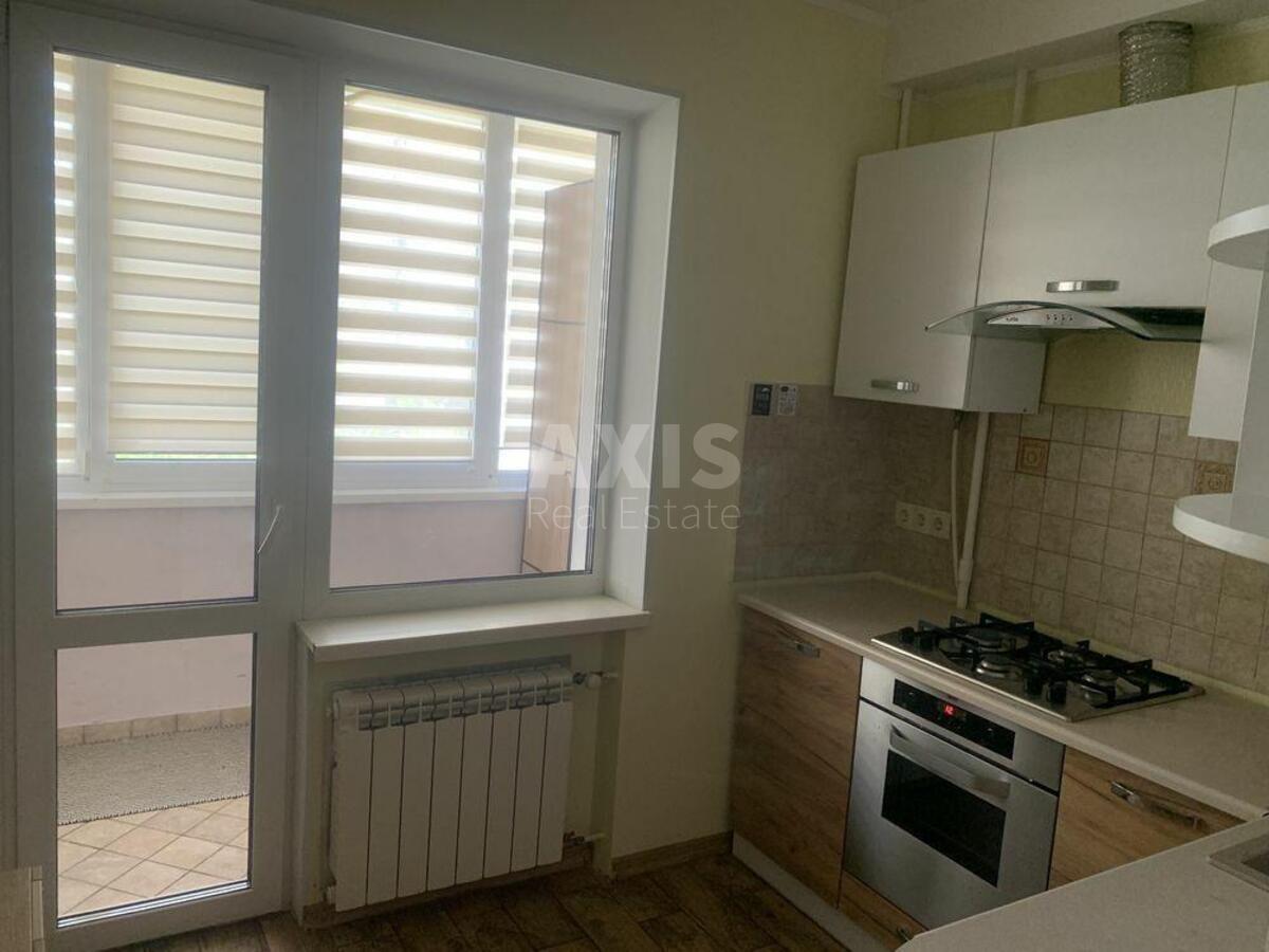 1k apartment vul. Geroi'v Dnipra 750