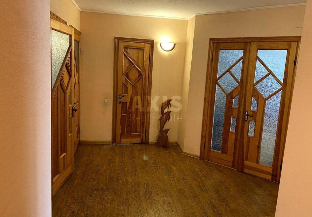3к квартира пр-т Лобановского 13010