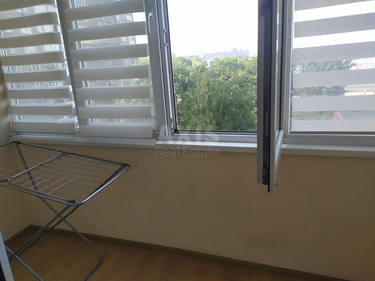 2k apartment vul. Ljatoshyns'kogo 14А3