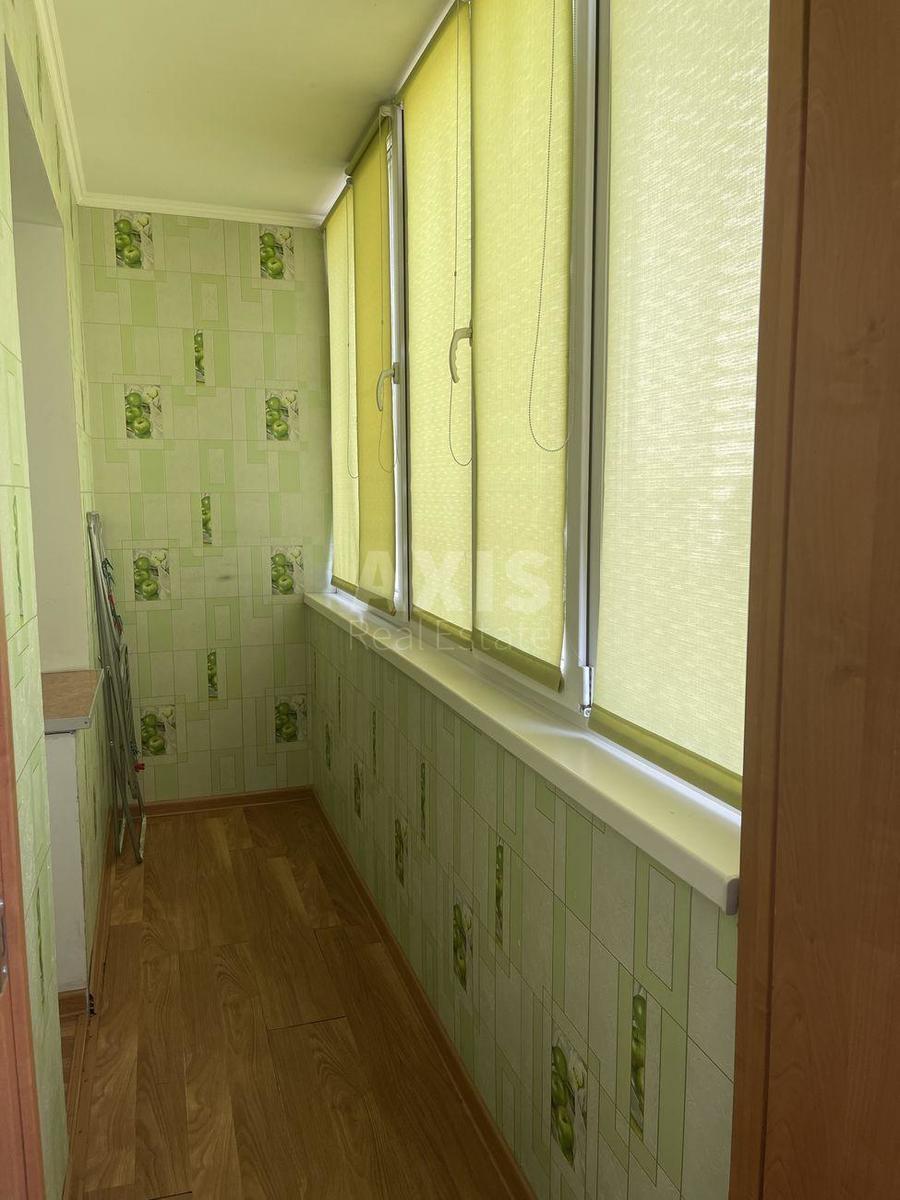 1k apartment vul. Vasyl'kivs'ka 23