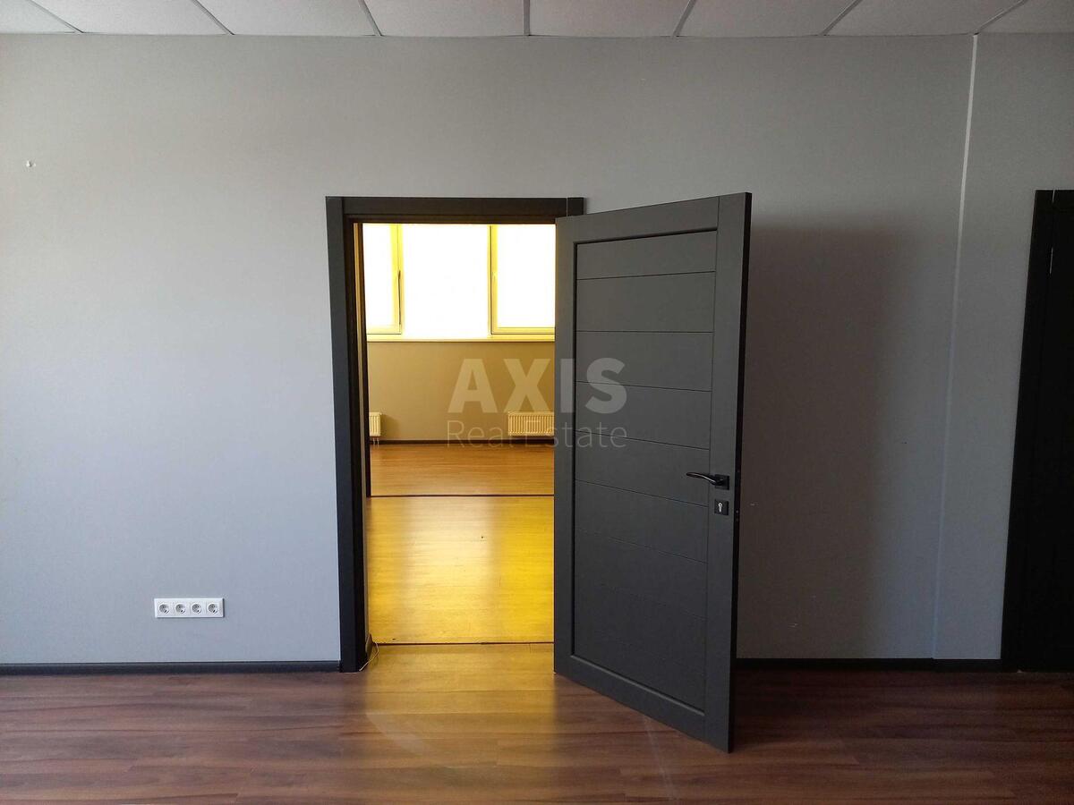 Офис ул. Мишуги Александра 6, 101м2603697